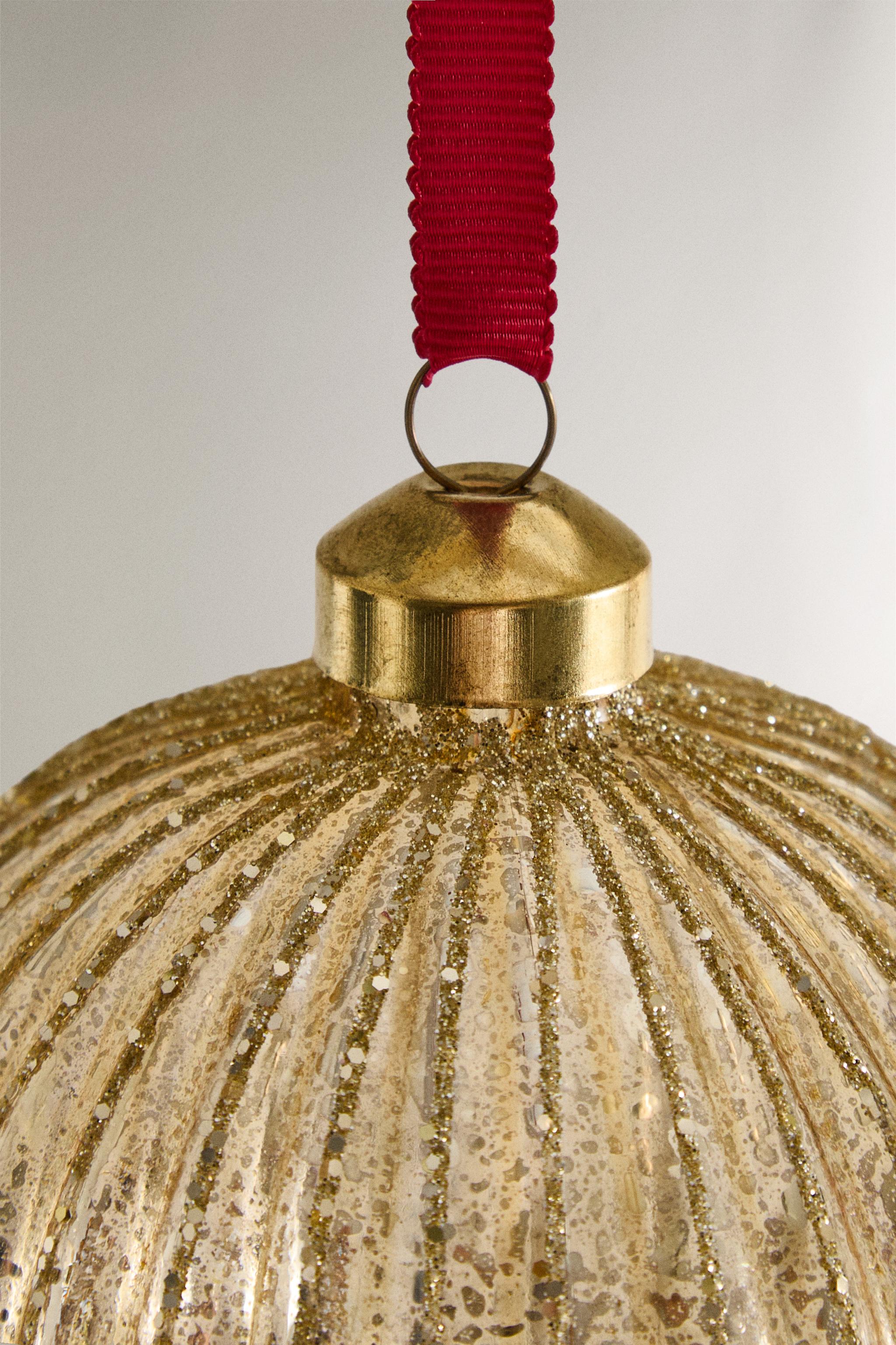 GOLD GLITTERY STRIPED CHRISTMAS TREE ORNAMENT